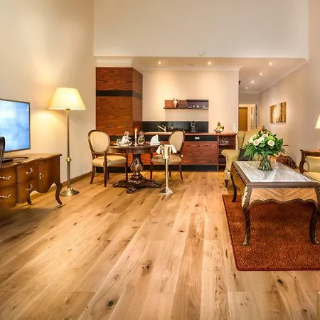 Bellevue Lägenhetshotell 4*